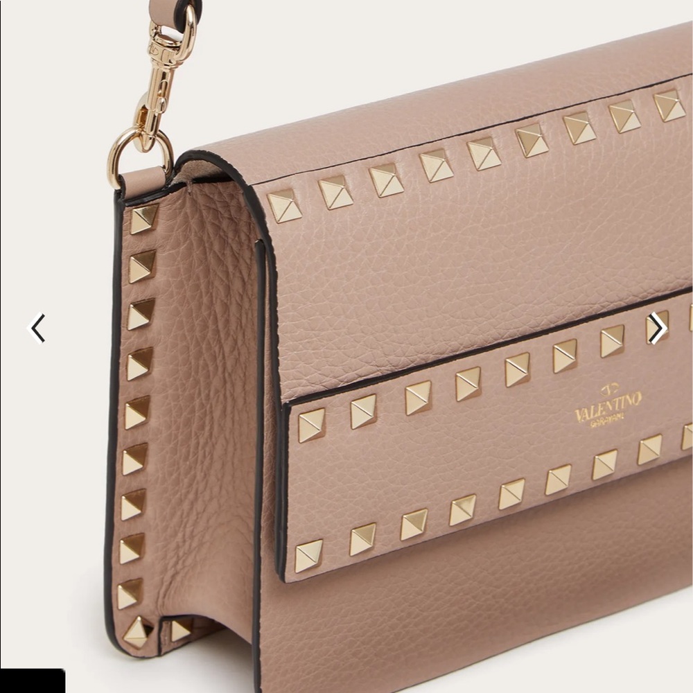 Valentino Garavani calfskin leather crossbody - Picture 4 of 11
